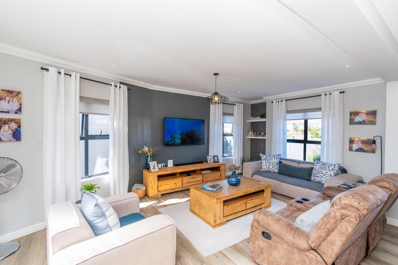 4 Bedroom Property for Sale in Calypso Beach Western Cape